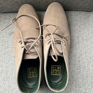 NEW Men's Tan Suede Shoes size 9.5